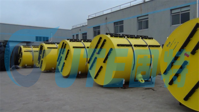 Steel mooring buoy