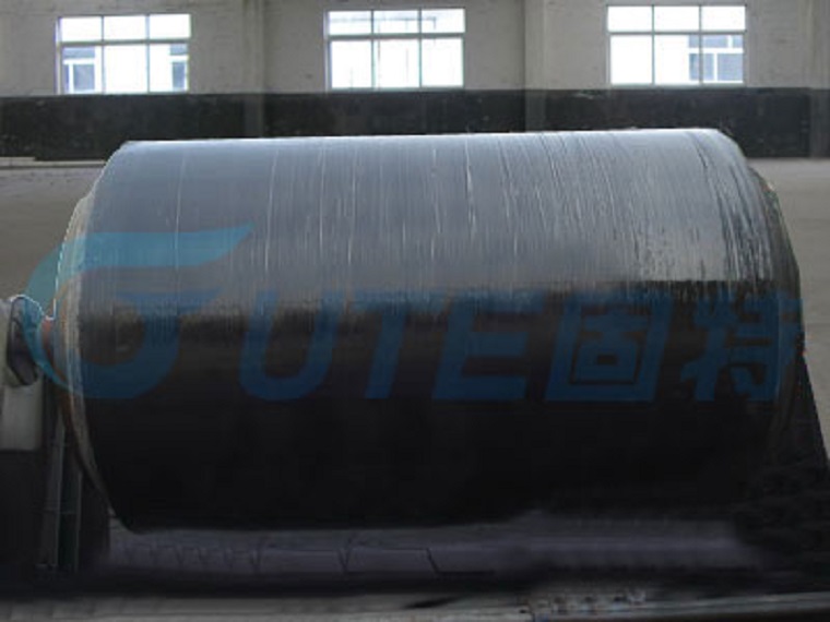 Solid core polyurethane fender