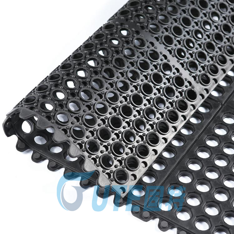 Rubber non-slip mat for Marine platform