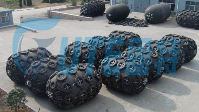 Marine rubber fender