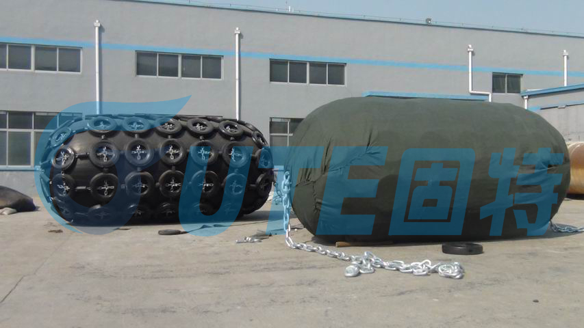 Pneumatic rubber fender